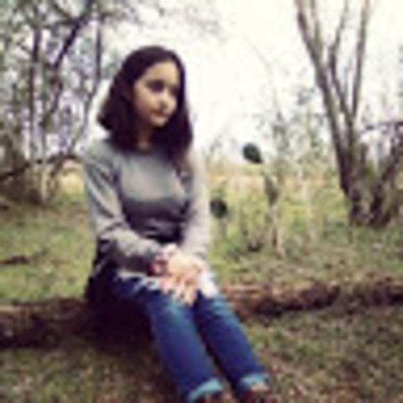 Meet your Posher, Alicia - Picture 1 of 1